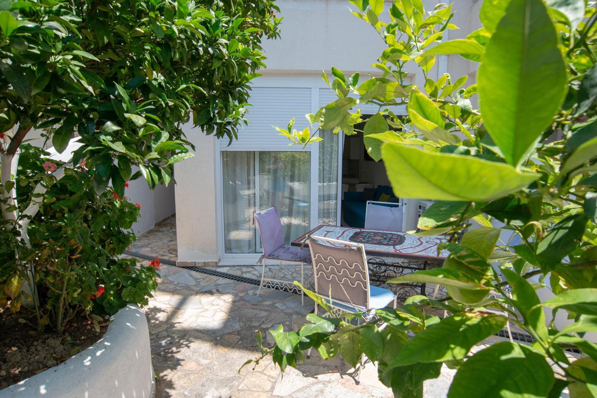 Bougainville Bay Apartments Saranda Oda fotoğraf